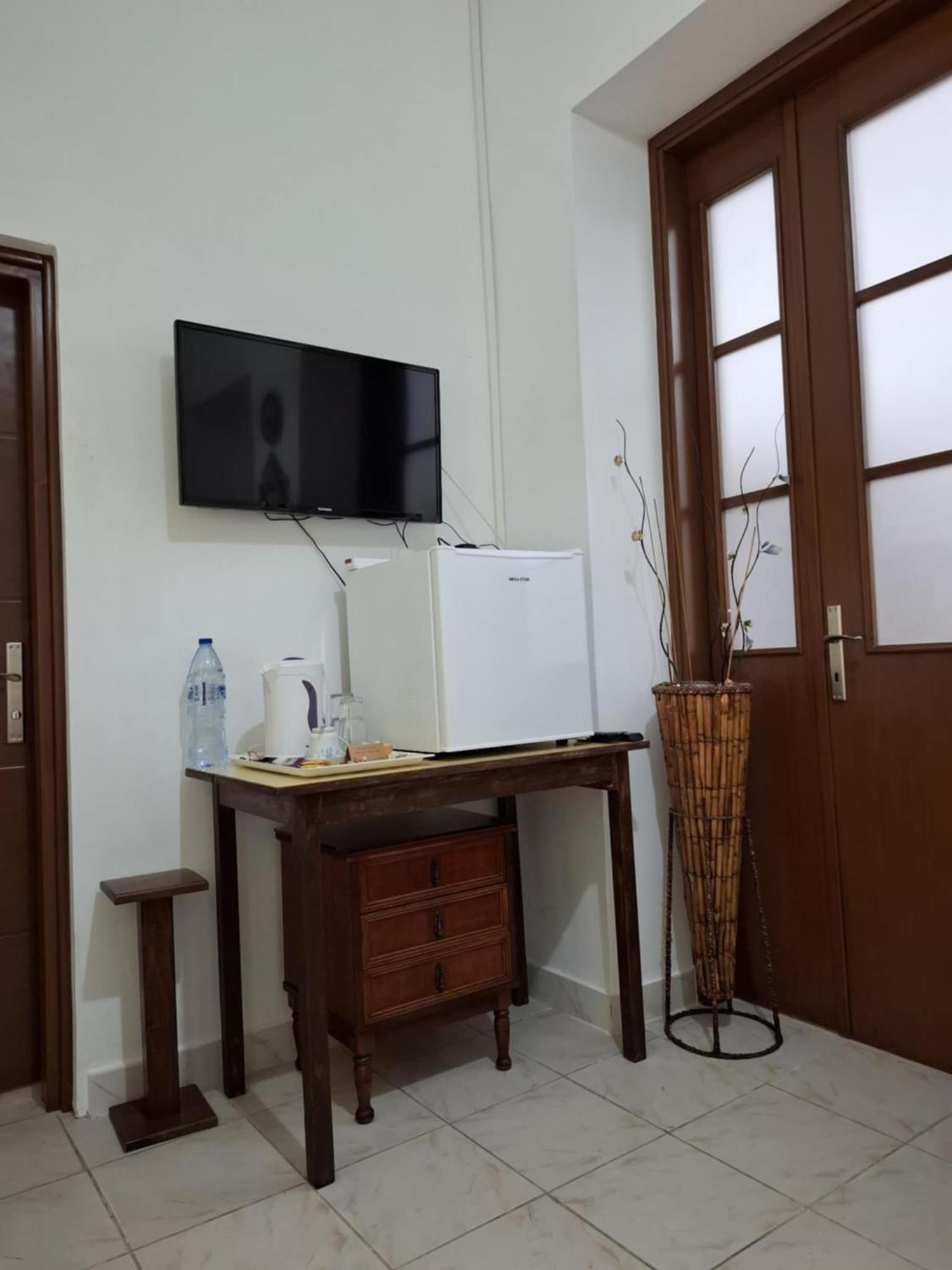 Mystery Garden Guest House 法马古斯塔 外观 照片