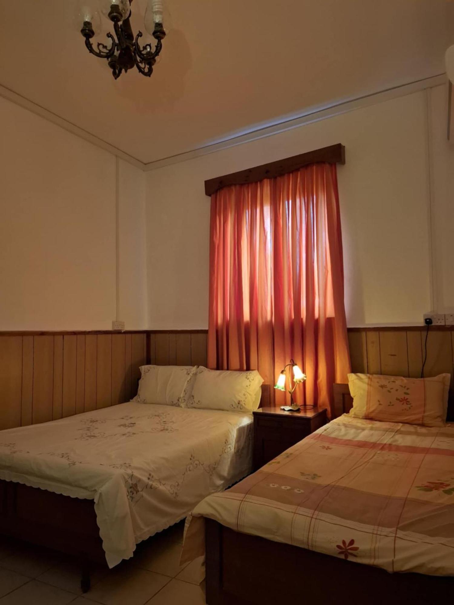 Mystery Garden Guest House 法马古斯塔 外观 照片