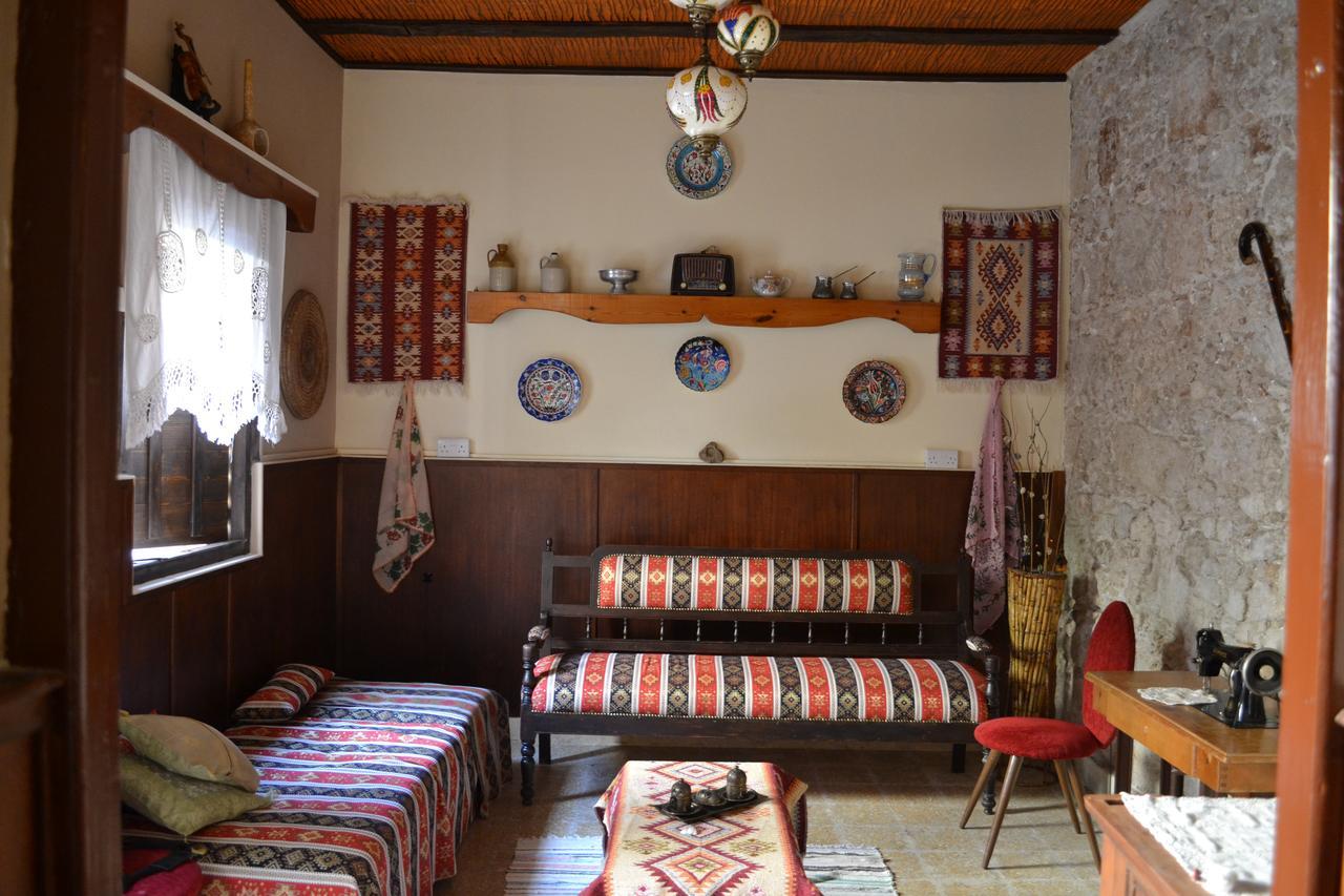 Mystery Garden Guest House 法马古斯塔 外观 照片