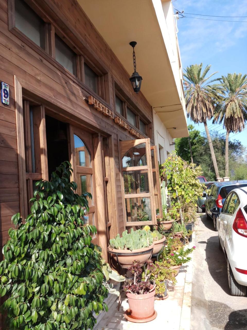 Mystery Garden Guest House 法马古斯塔 外观 照片