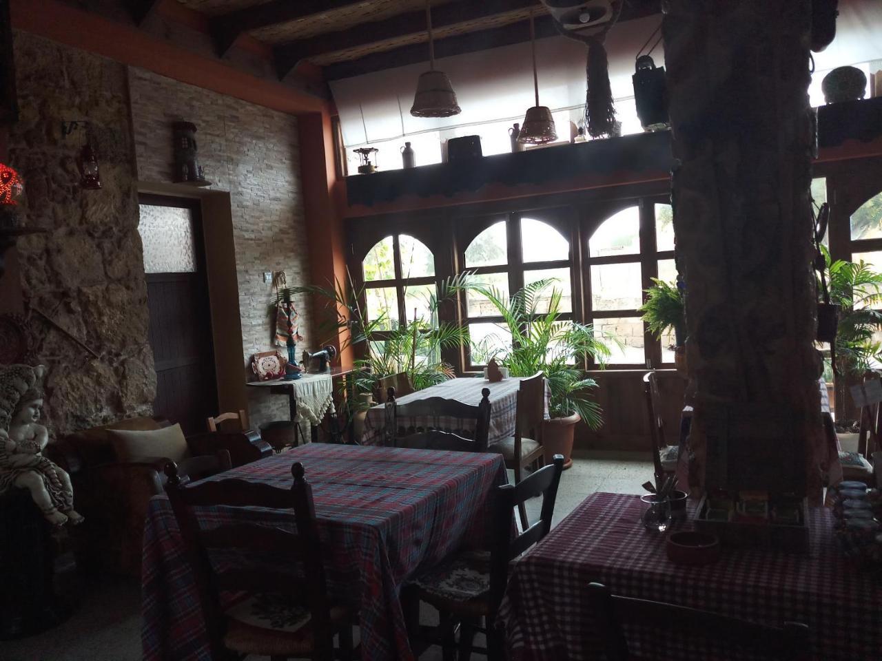 Mystery Garden Guest House 法马古斯塔 外观 照片